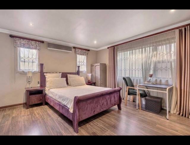 4 BEDROOM HOUSE FOR SALE IN GREENSIDE
